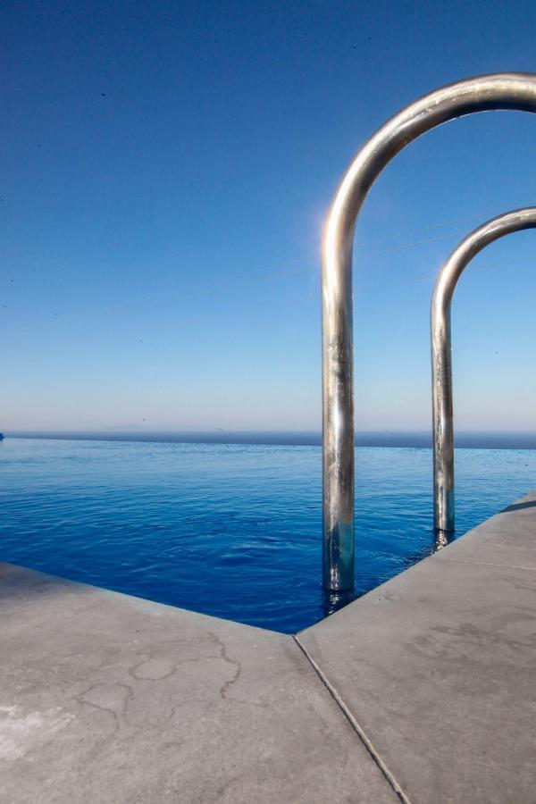 Luna Rossa Santorini อิเมโรวิยอน ภายนอก รูปภาพ